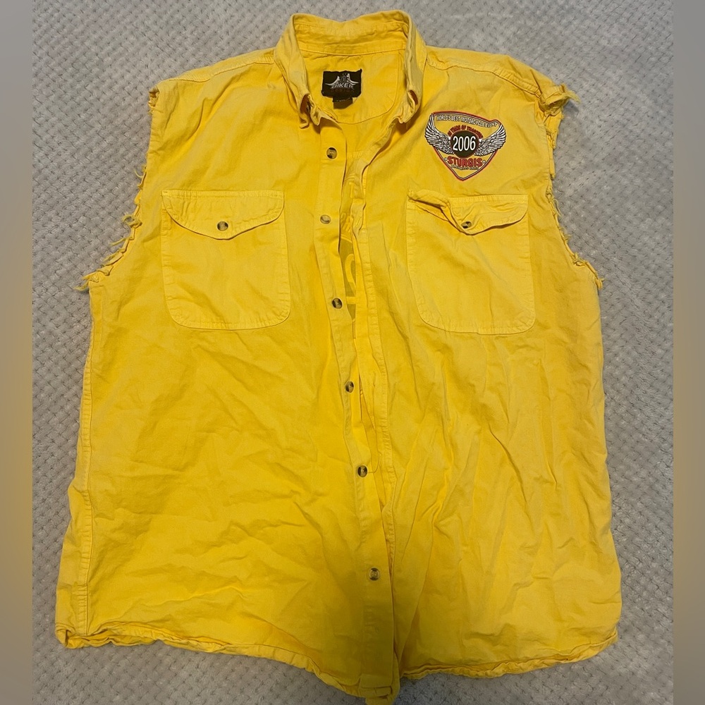Vintage Sturgis 2006 Motorcycle Rally Yellow Sleeveless Button Up XXL
